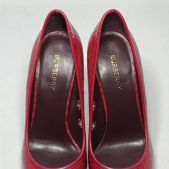 Burberry Aubri 100 Croc-Embossed Leather Pumps size 37 - Picture 5 of 15